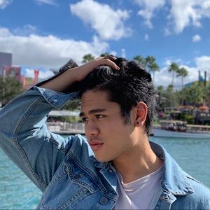 Meet your Posher, Francis